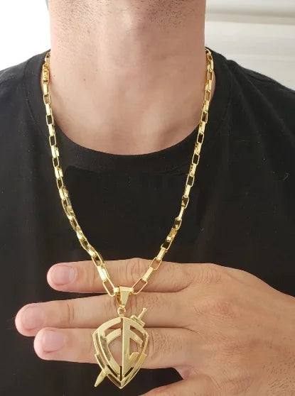 Cordão banhado a ouro 18K modelo tijolo 6mm com pingente fé